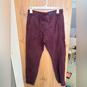 GAP women’s Maroon Joggers
